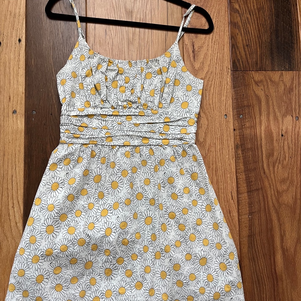 HVN sunflower sundress - Size 6